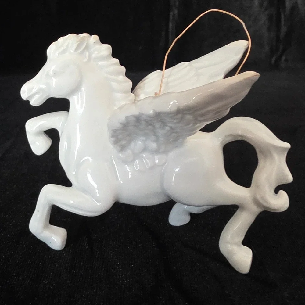 VTG Fitz & Floyd Japan White Porcelain Pegasus Winged Horse Ornament Figurine